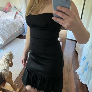 BCBGMaxazria black dress strapless